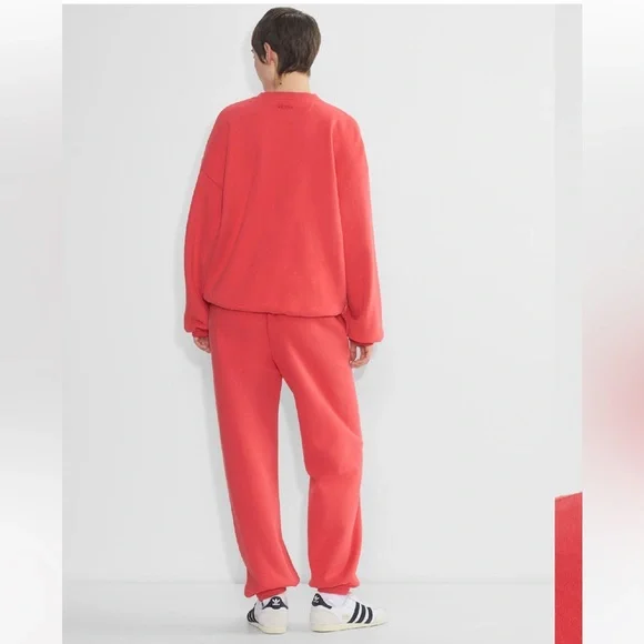Aritzia Cozy Sweatfleece New Mega Crew, Cherry Red, Small - Picture 6 of 13